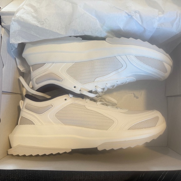 APL Women’s joggers (W9.5) - Picture 2 of 6